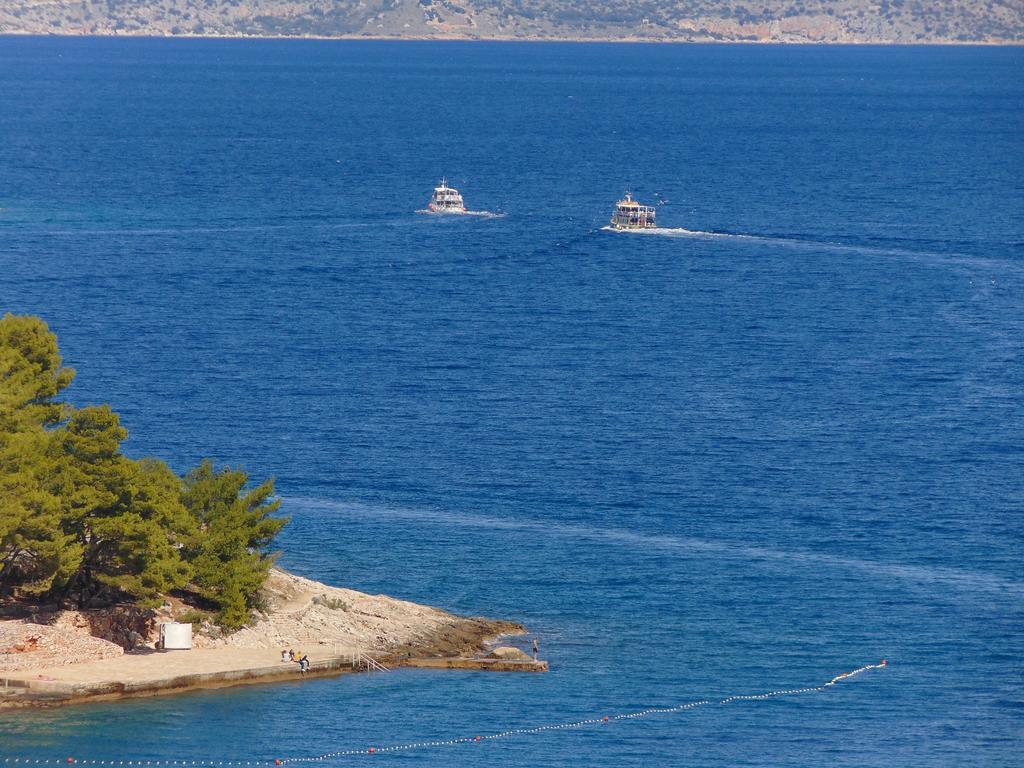 Guest House Jelsa Йелса Стая снимка