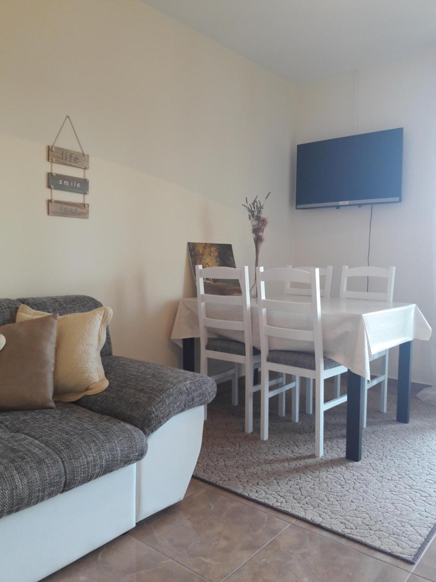 Guest House Jelsa Йелса Стая снимка