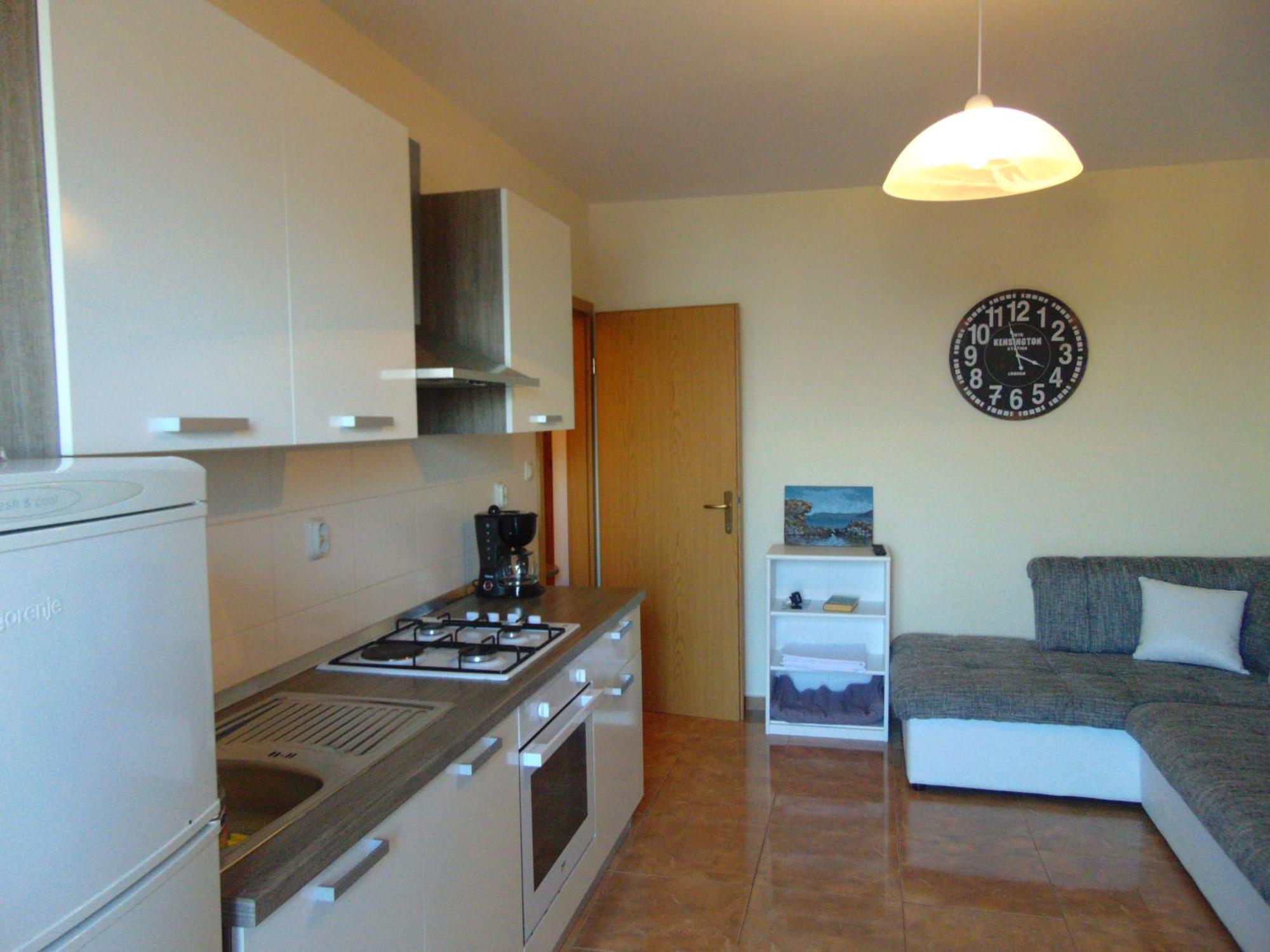 Guest House Jelsa Йелса Стая снимка