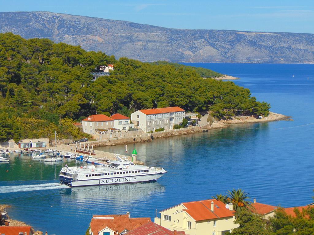 Guest House Jelsa Йелса Екстериор снимка